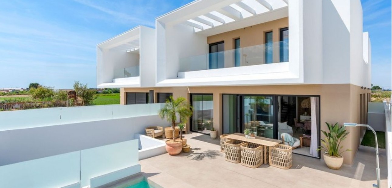 Nueva construcción  - Adosado -
Dolores