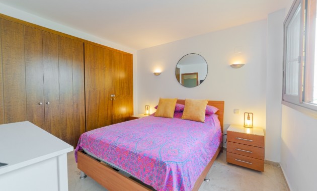 Sale - Apartment / flat -
Punta Prima