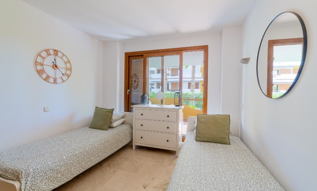 Sale - Apartment / flat -
Punta Prima