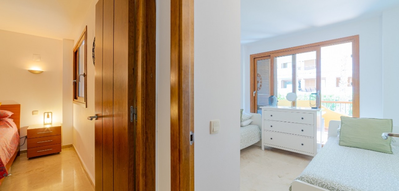 Sale - Apartment / flat -
Punta Prima