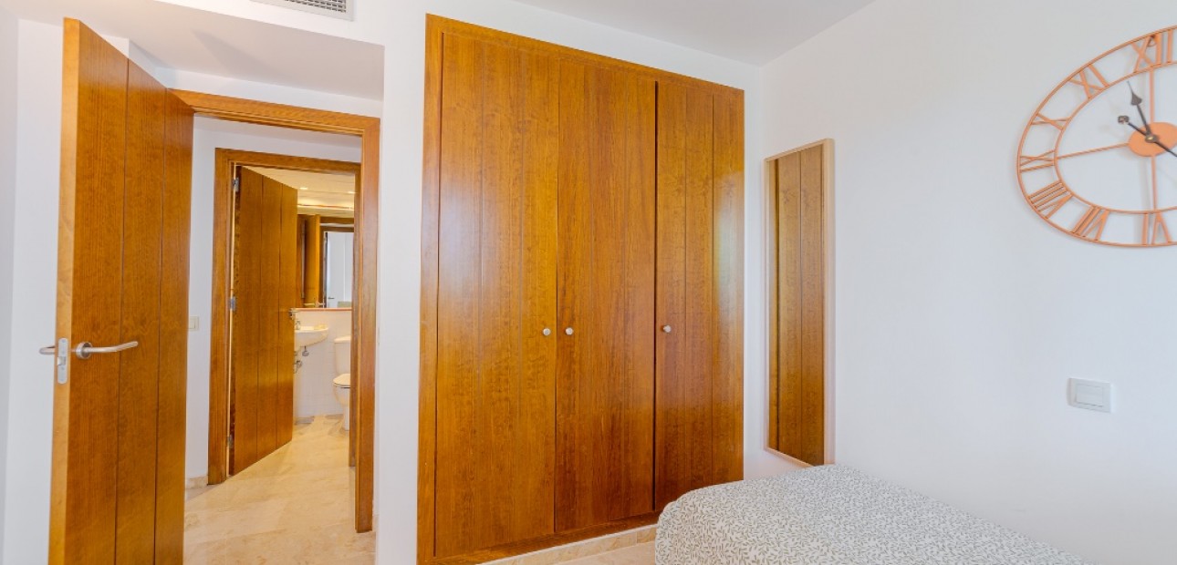 Sale - Apartment / flat -
Punta Prima