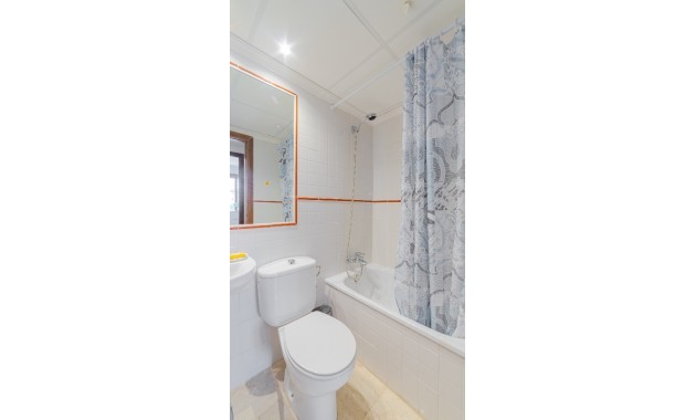 Sale - Apartment / flat -
Punta Prima