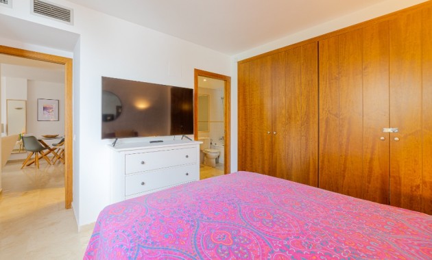 Sale - Apartment / flat -
Punta Prima