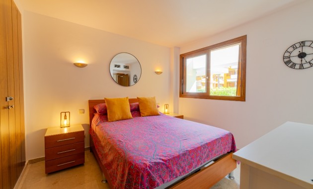 Sale - Apartment / flat -
Punta Prima