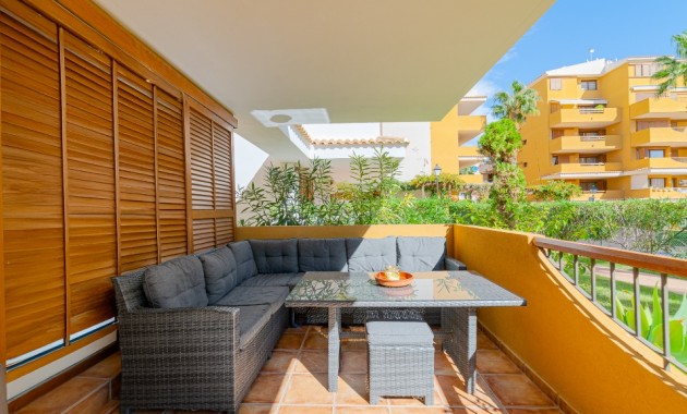 Sale - Apartment / flat -
Punta Prima