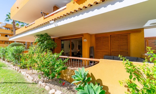 Sale - Apartment / flat -
Punta Prima