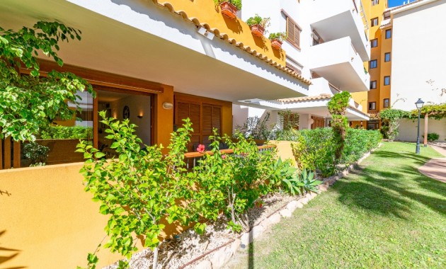 Sale - Apartment / flat -
Punta Prima