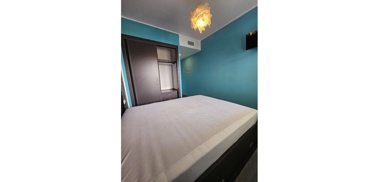 Sale - Apartment / flat -
Punta Prima