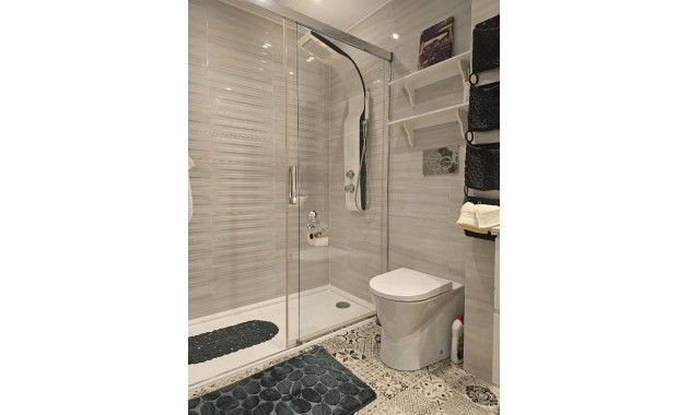 Sale - Apartment / flat -
Punta Prima