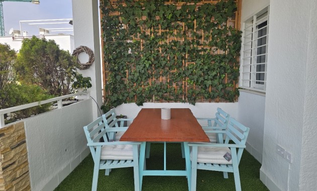 Sale - Apartment / flat -
Punta Prima