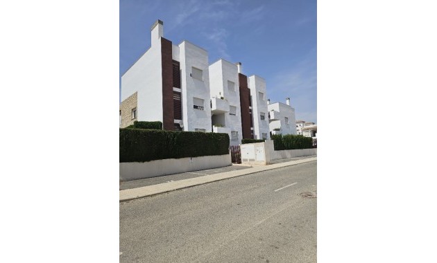Sale - Apartment / flat -
Punta Prima