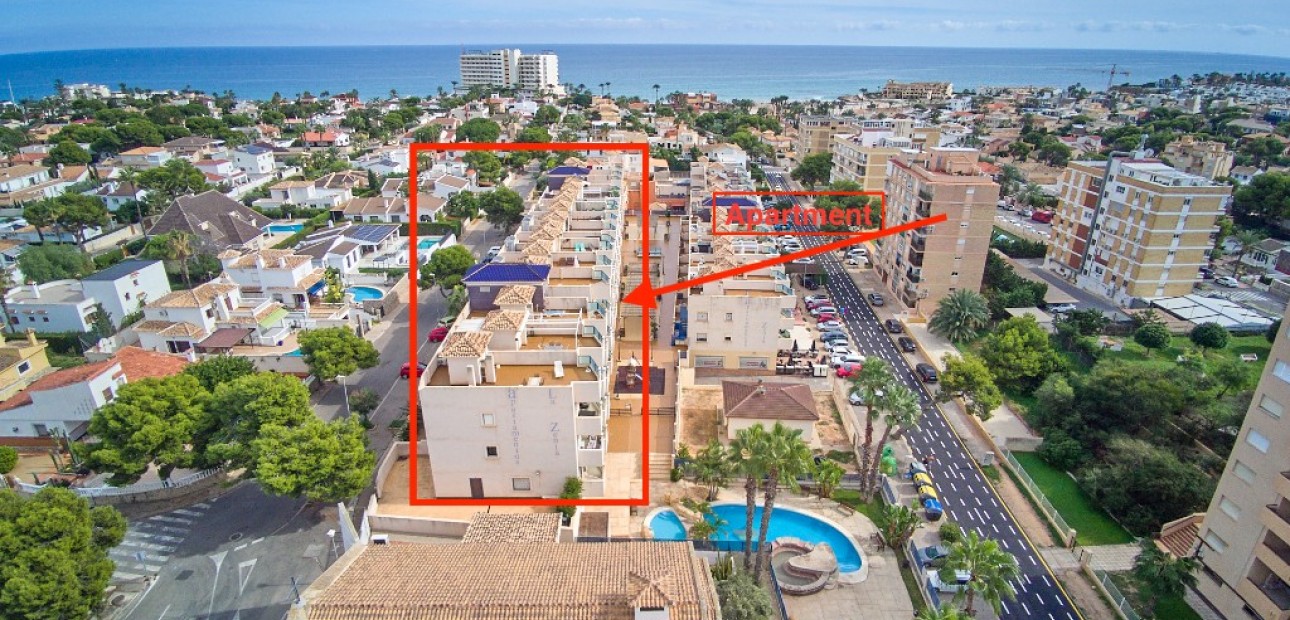 Venta - Apartamento / piso -
La Zenia