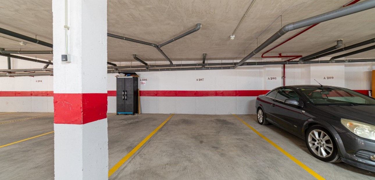 Venta - Apartamento / piso -
La Zenia