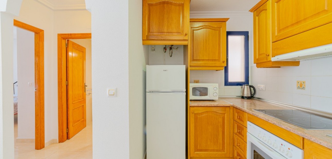 Venta - Apartamento / piso -
La Zenia