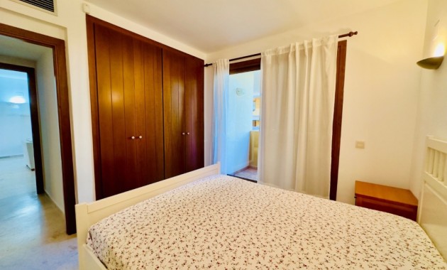 Venta - Apartamento / piso -
Punta Prima