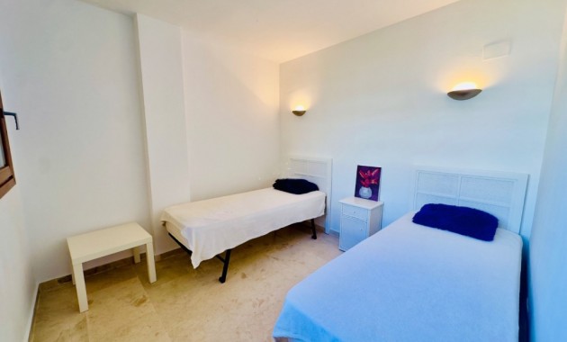 Venta - Apartamento / piso -
Punta Prima