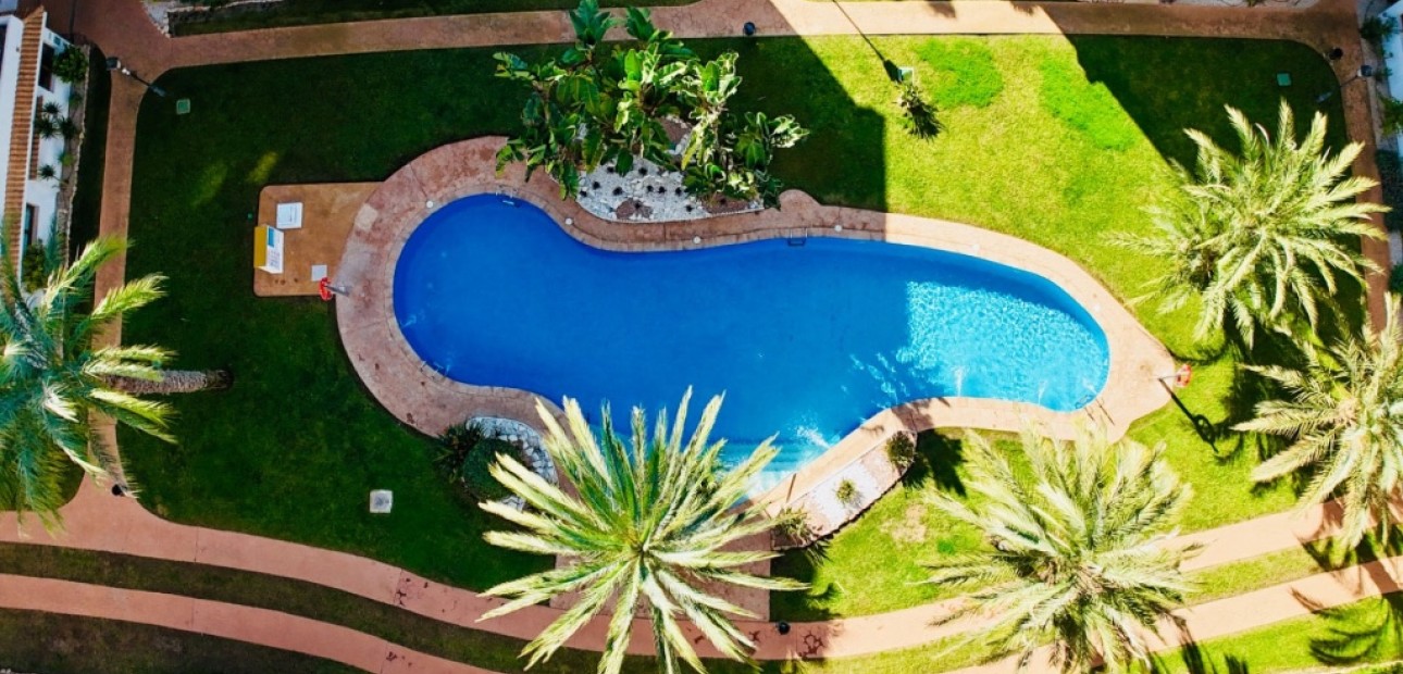 Venta - Apartamento / piso -
Punta Prima