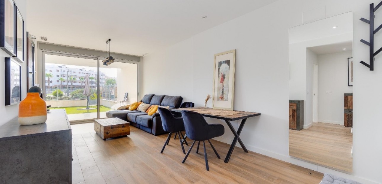 Herverkoop - Appartement / flat -
Orihuela Costa - Villamartín