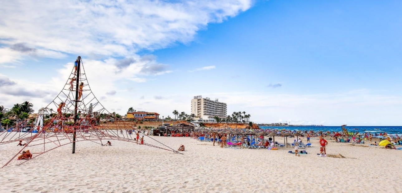 Herverkoop - Appartement / flat -
Orihuela Costa - Villamartín