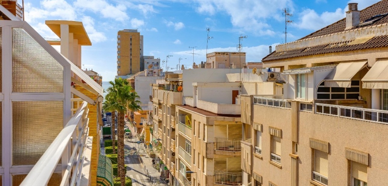 Sale - Apartment / flat -
Torrevieja