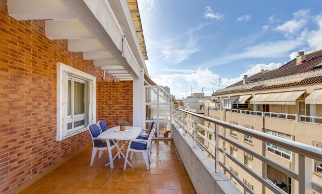 Sale - Apartment / flat -
Torrevieja