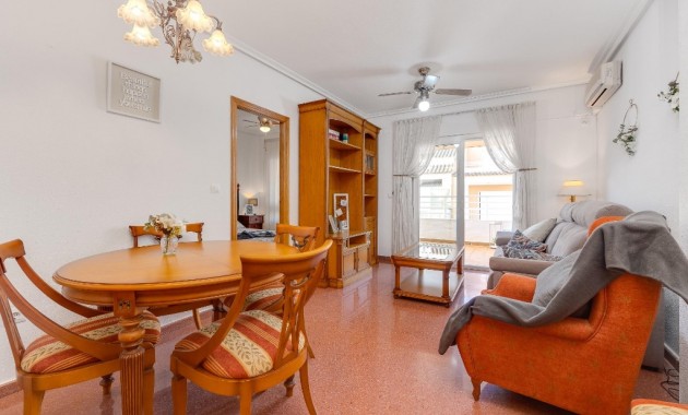 Sale - Apartment / flat -
Torrevieja