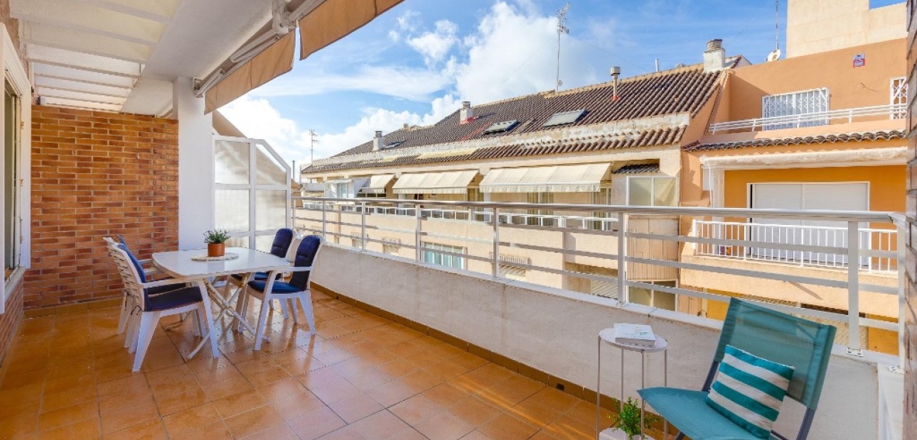 Sale - Apartment / flat -
Torrevieja