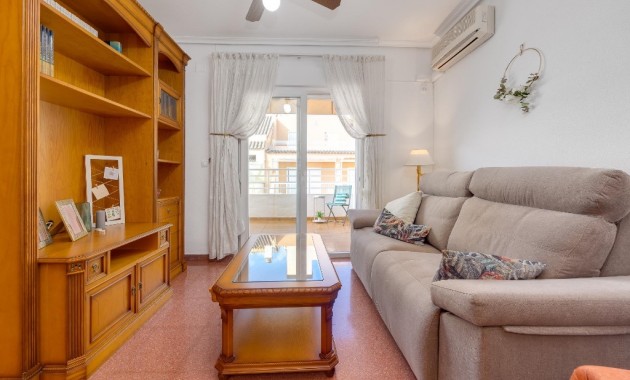 Sale - Apartment / flat -
Torrevieja