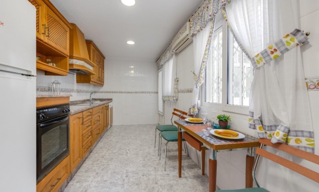 Sale - Apartment / flat -
Torrevieja