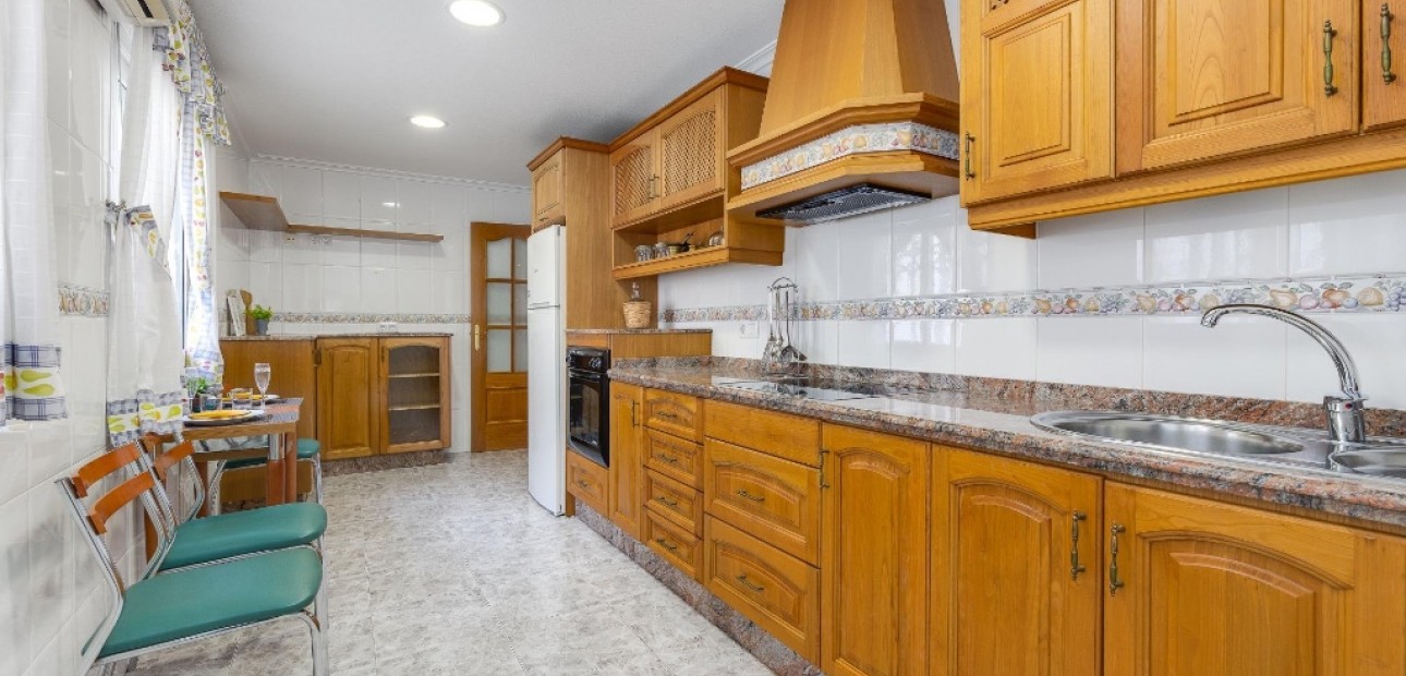 Sale - Apartment / flat -
Torrevieja