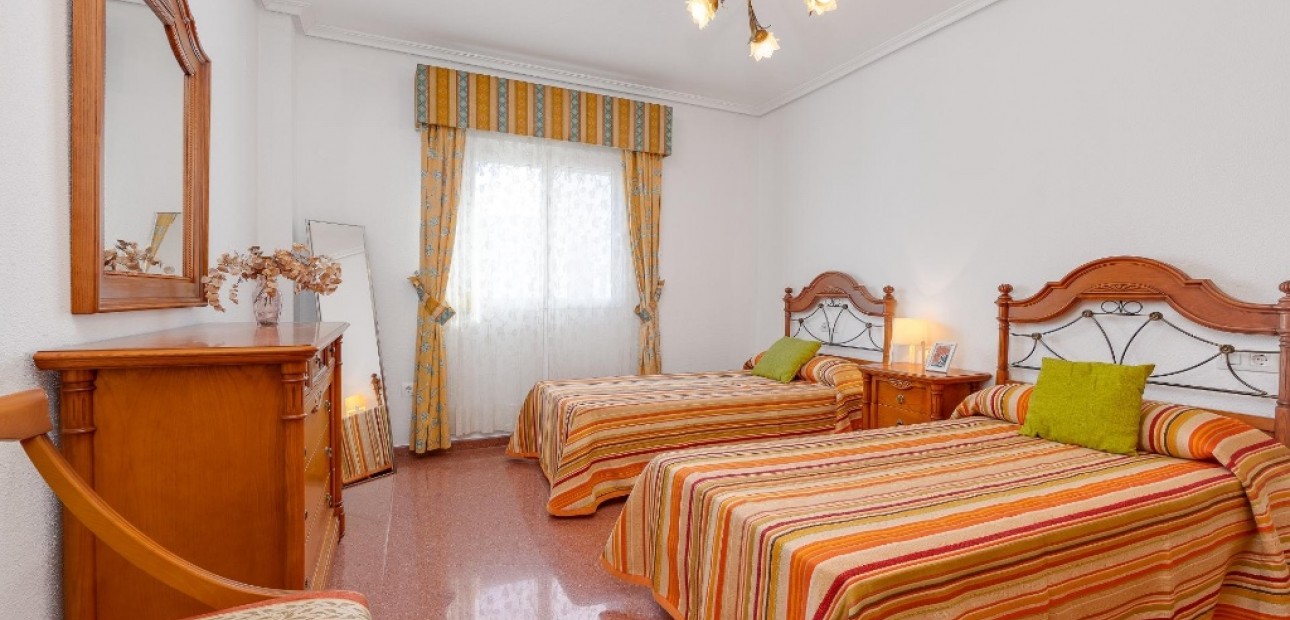 Sale - Apartment / flat -
Torrevieja