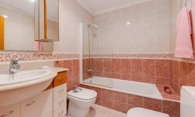 Sale - Apartment / flat -
Torrevieja