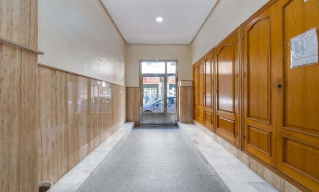 Sale - Apartment / flat -
Torrevieja