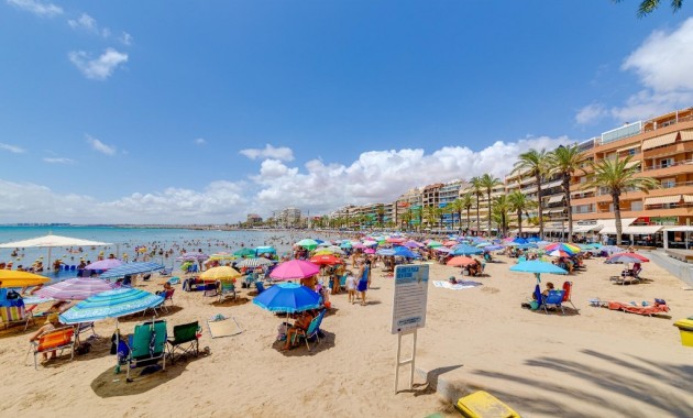 Sale - Apartment / flat -
Torrevieja