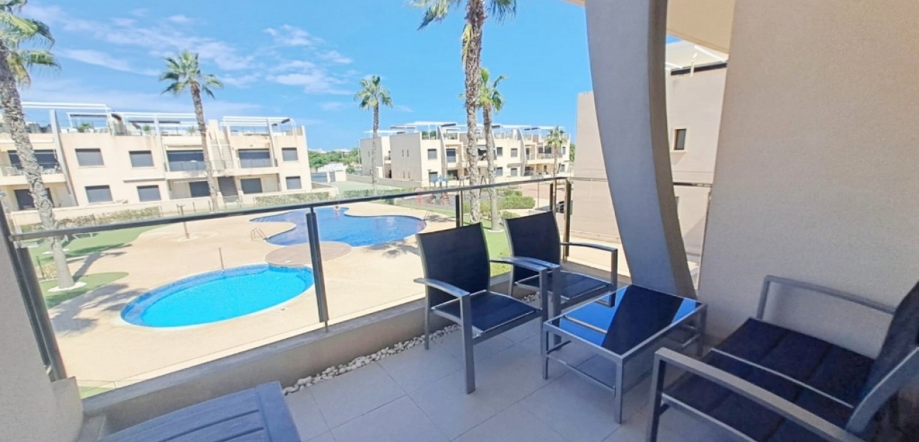 Venta - Apartamento / piso -
Mil Palmeras