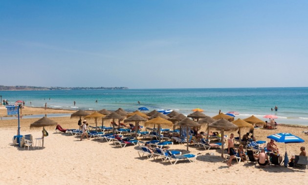 Venta - Apartamento / piso -
Mil Palmeras