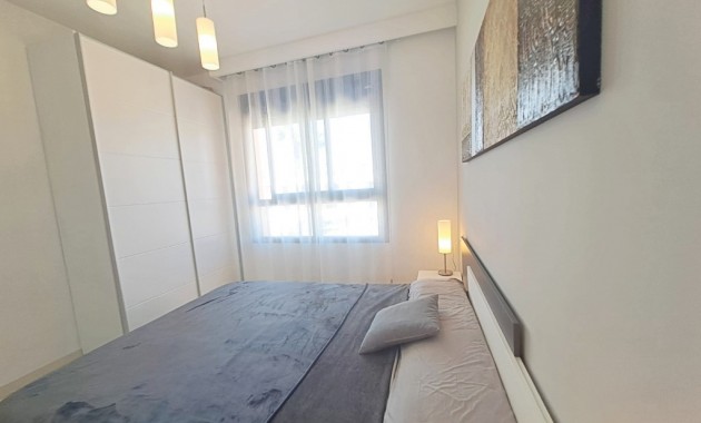 Venta - Apartamento / piso -
Mil Palmeras