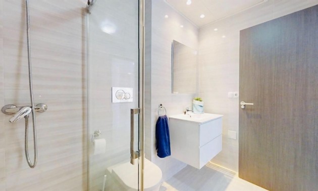 Sale - Apartment / flat -
Punta Prima