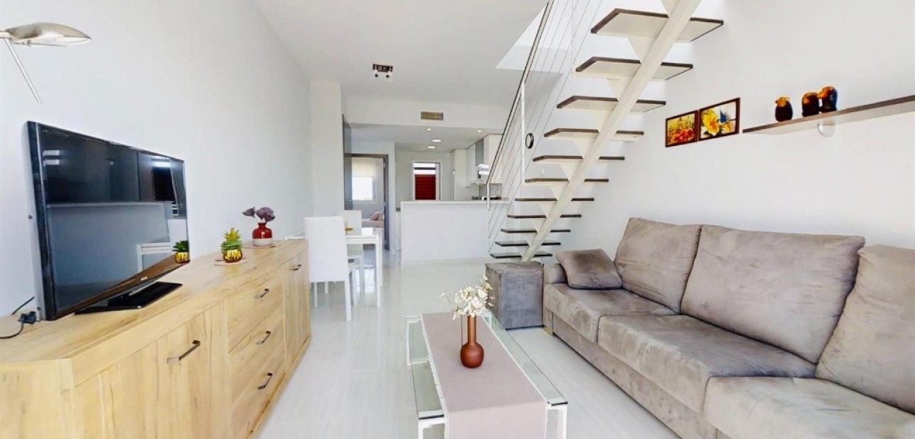 Sale - Apartment / flat -
Punta Prima