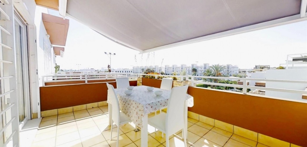 Sale - Apartment / flat -
Punta Prima