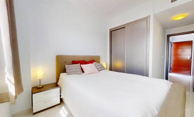 Sale - Apartment / flat -
Punta Prima