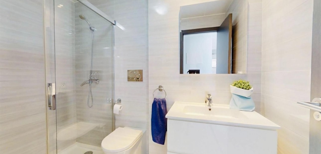 Sale - Apartment / flat -
Punta Prima