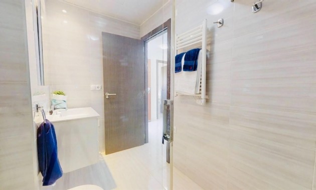 Sale - Apartment / flat -
Punta Prima