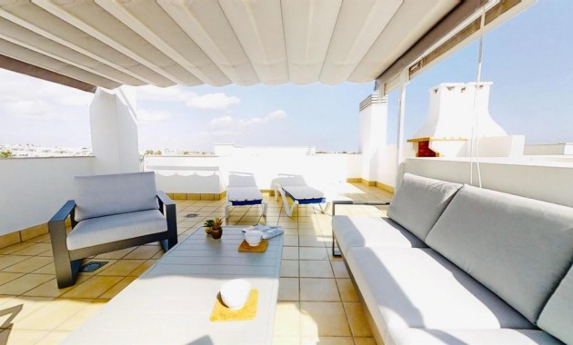 Sale - Apartment / flat -
Punta Prima