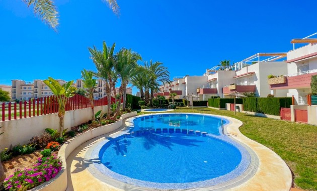 Sale - Apartment / flat -
Punta Prima