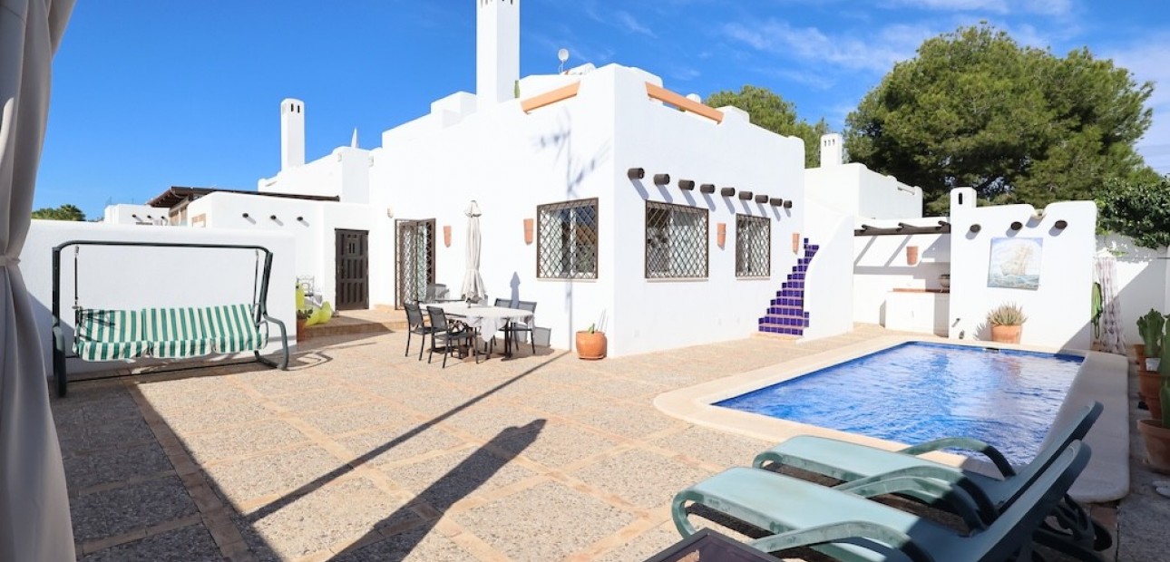 Venta - Adosado -
Orihuela Costa - Lomas de Campoamor