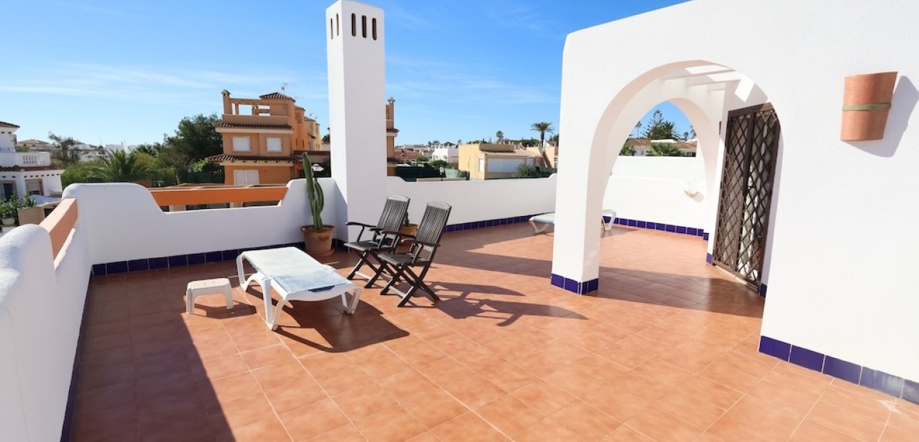 Venta - Adosado -
Orihuela Costa - Lomas de Campoamor