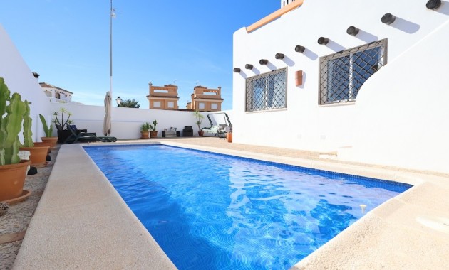 Venta - Adosado -
Orihuela Costa - Lomas de Campoamor