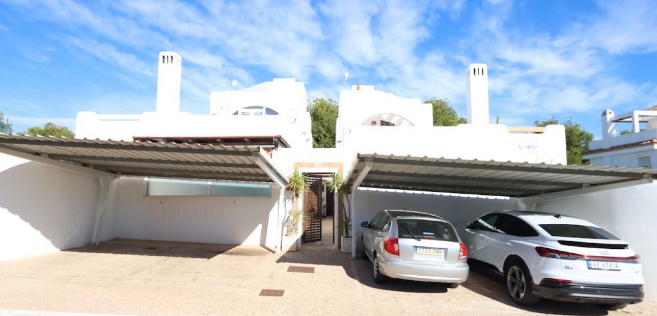Venta - Adosado -
Orihuela Costa - Lomas de Campoamor