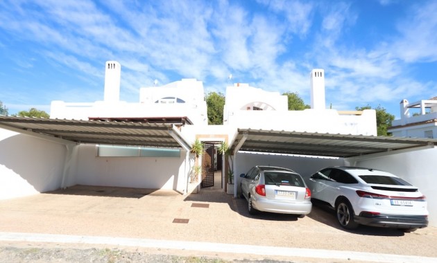 Venta - Adosado -
Orihuela Costa - Lomas de Campoamor